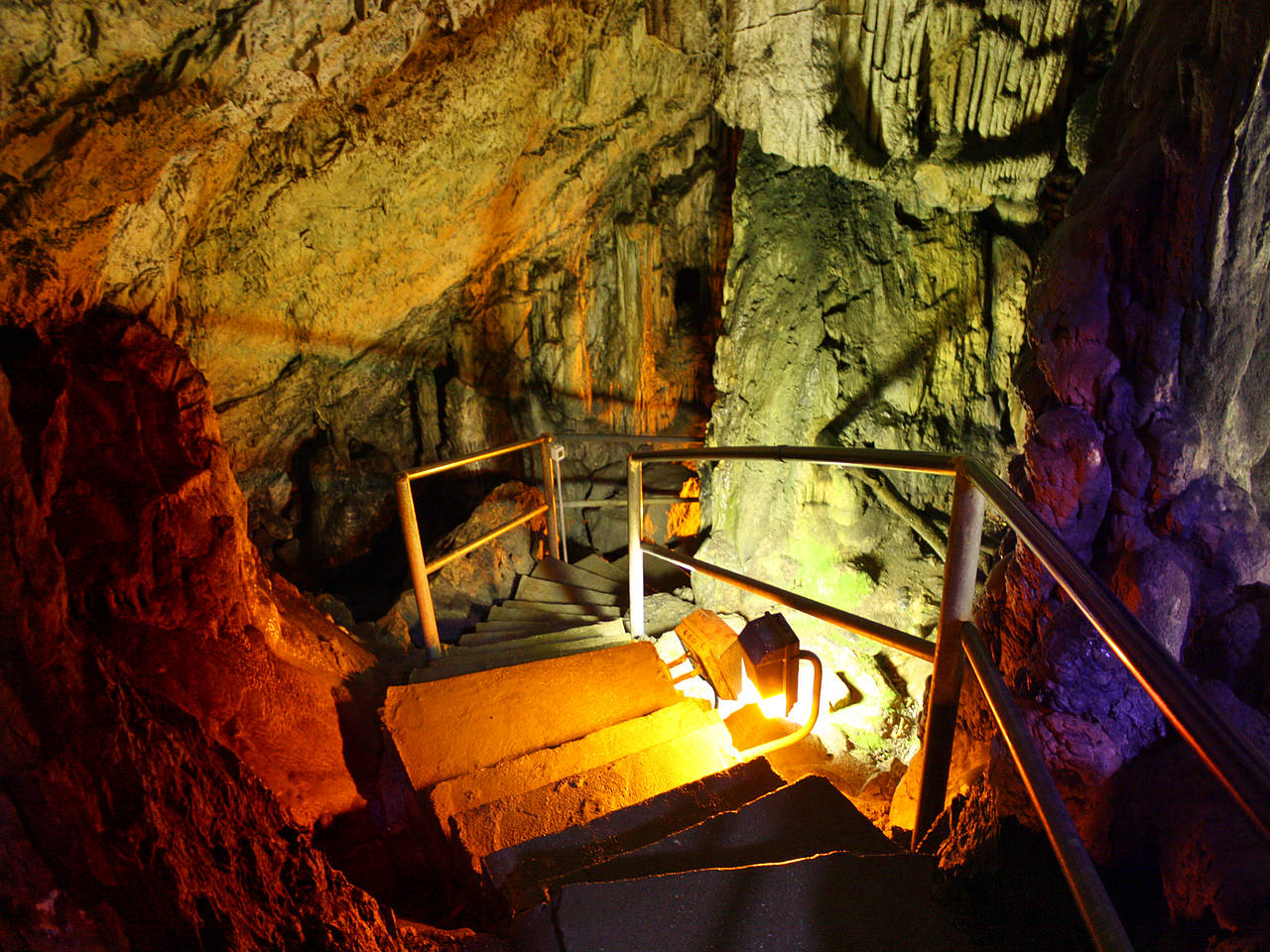 Fotos Diktäische Höhle